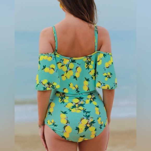 Summer Mae Maternity Lemon One Piece Ruffle Swimsuit size Medium - Picture 2 of 5